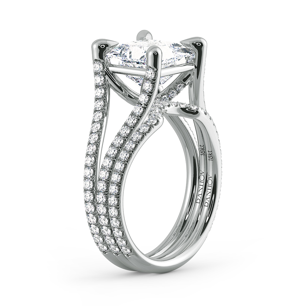 Per lei Double Shank Princess Cut Engagement Ring — image 6 of 9